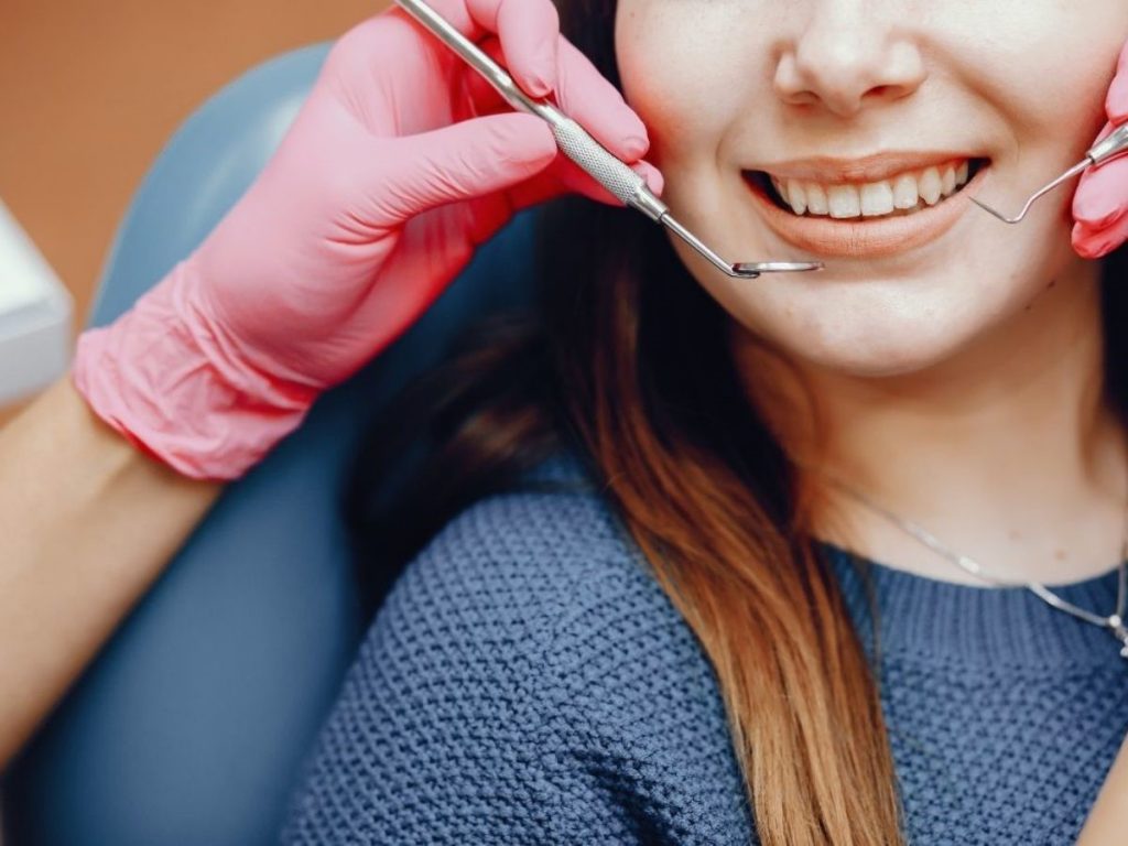 Improve Oral Health – How To Keep Your Tooth Enamel Strong?